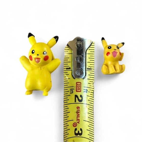 Pokémon Miniature Figurine Collection 144 sm 36 med brand new pikachu charmander - Picture 2 of 4